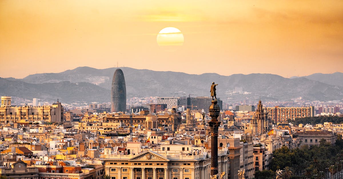 Por que visitar Barcelona é essencial na sua viagem à Espanha?
