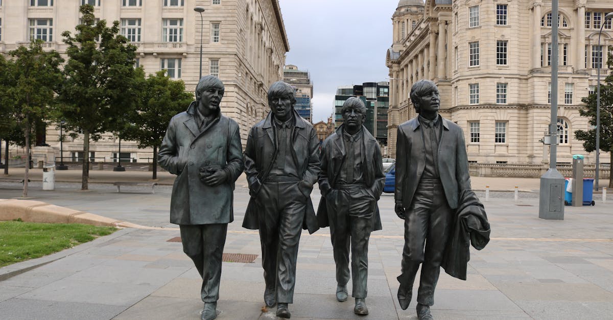 Quais são os 5 maiores sucessos dos Beatles? Descubra aqui!
