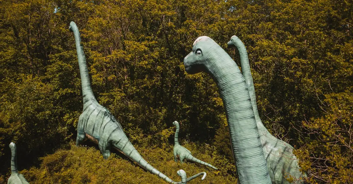Como os dinossauros utilizavam a cauda como arma?