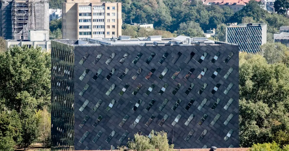 Quais são as 3 principais atrações turísticas da Lituânia?