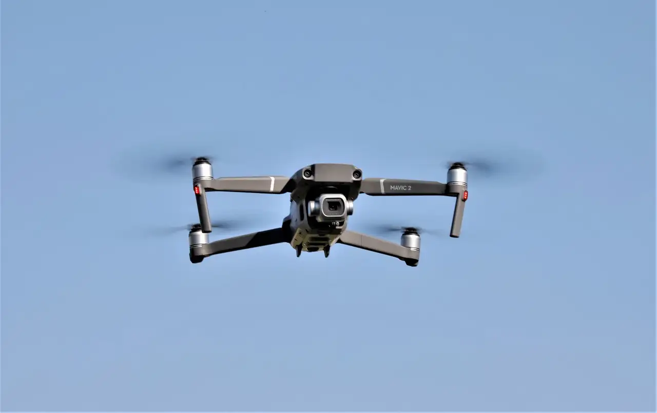 Quais são as principais aplicações comerciais de drones?