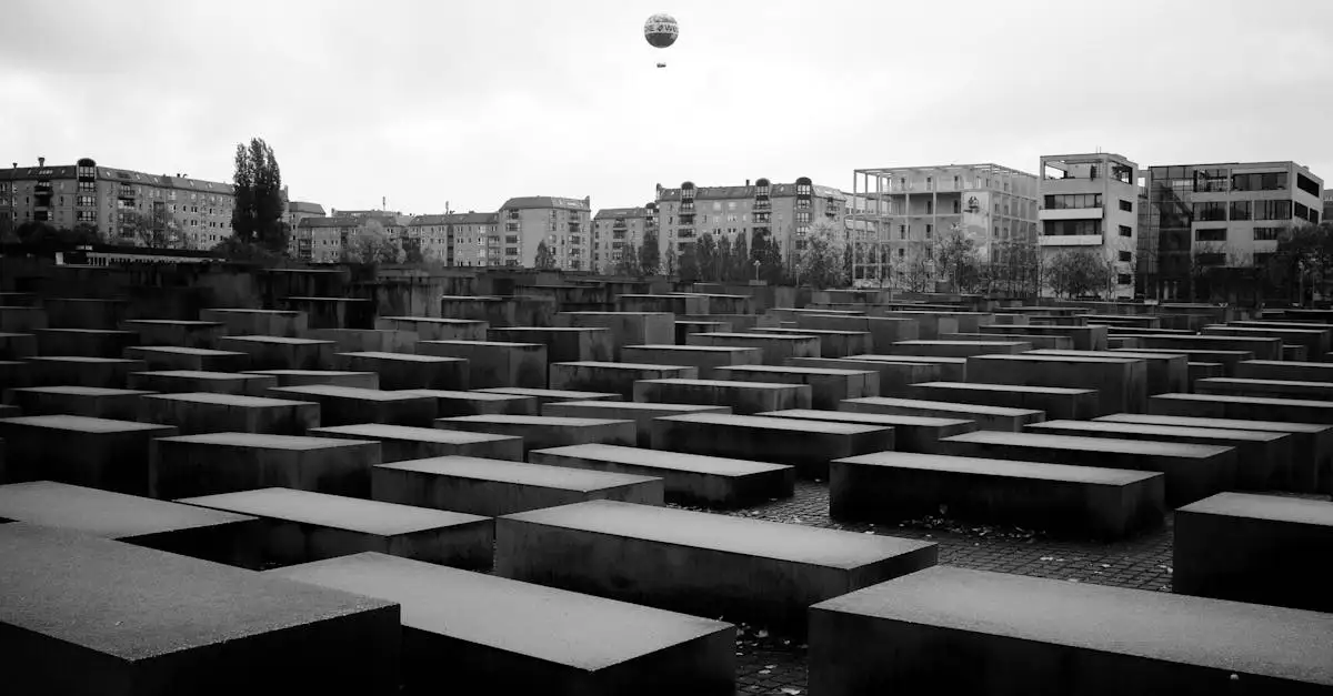O que foi o Holocausto e qual sua importância histórica?