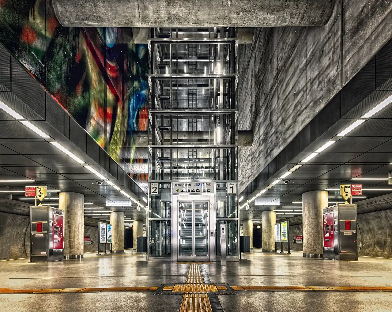Como os primeiros elevadores moldaram o design de apartamentos?