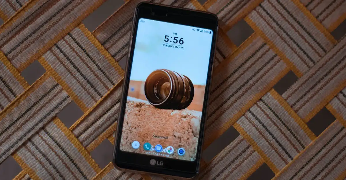 Qual a importância da AT&T na evolução da telefonia móvel?