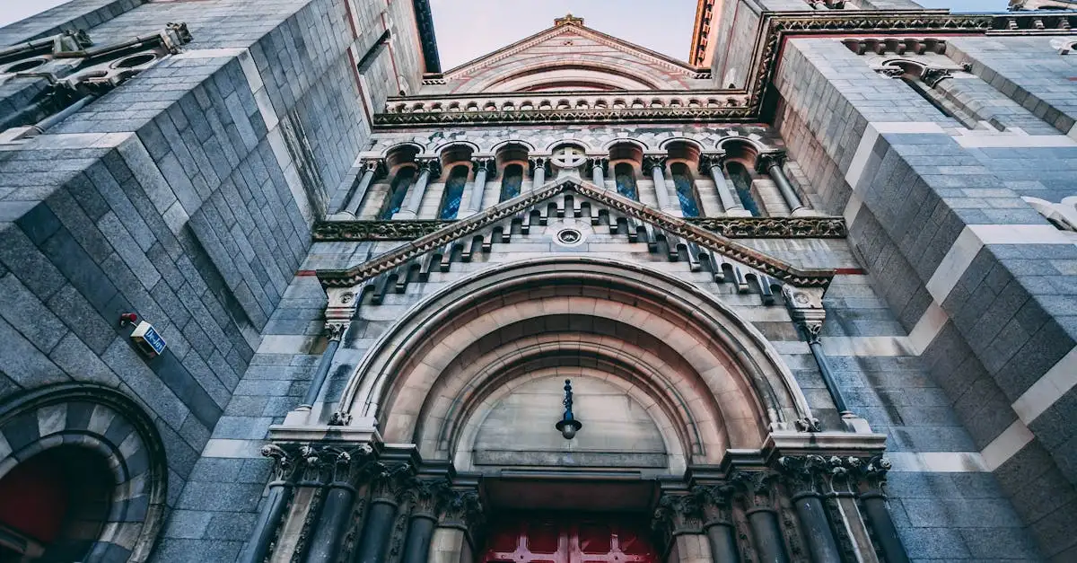 Qual é o principal centro religioso da Irlanda?
