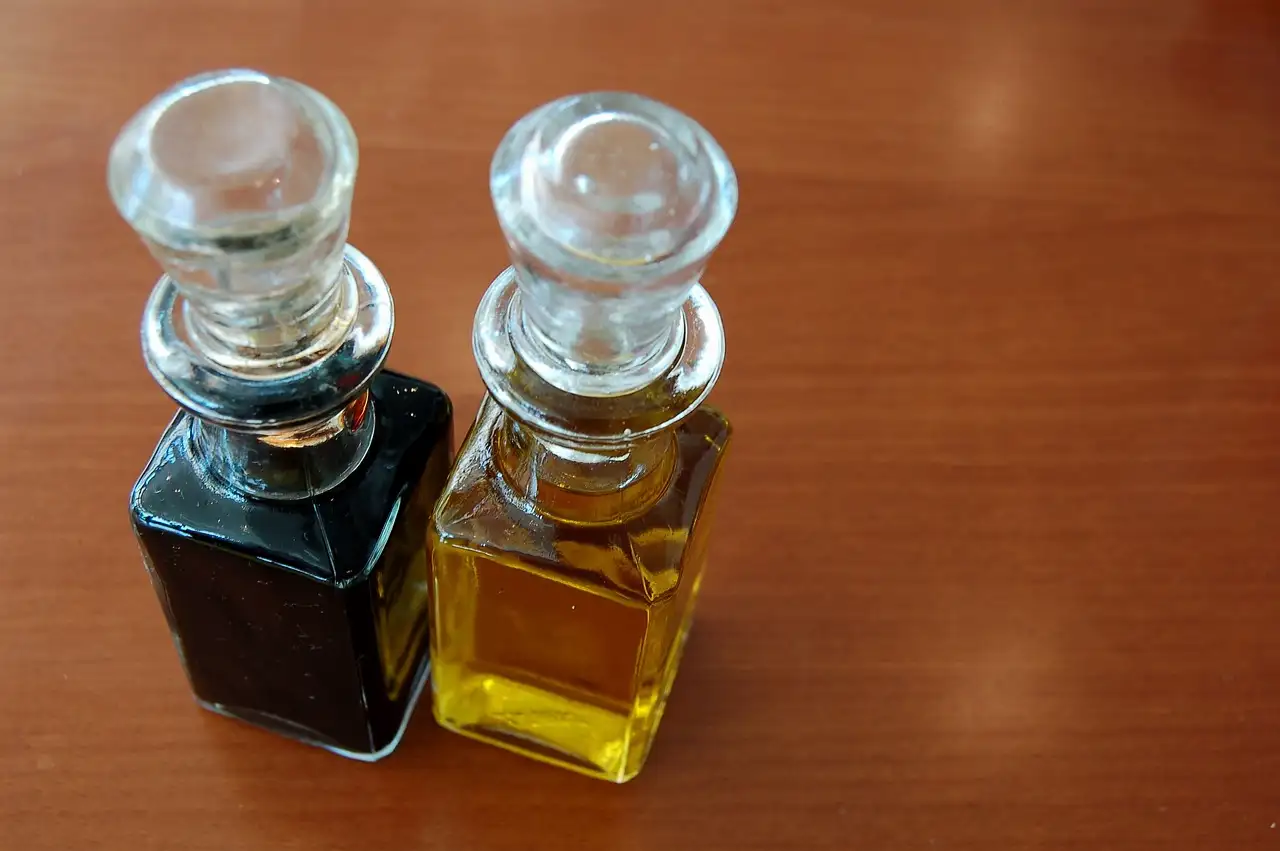 Como remover manchas de tábuas de corte com vinagre?