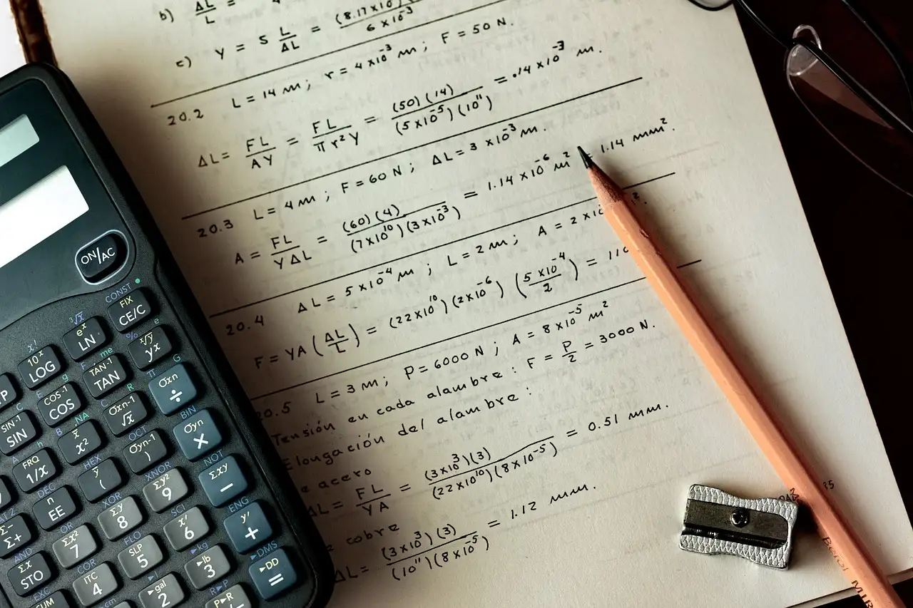 Qual é a história de Math fab Mathonwy na mitologia?