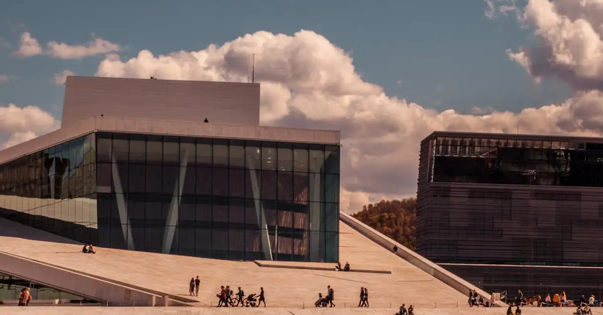 Por que a Ópera de Oslo é tão famosa e única?