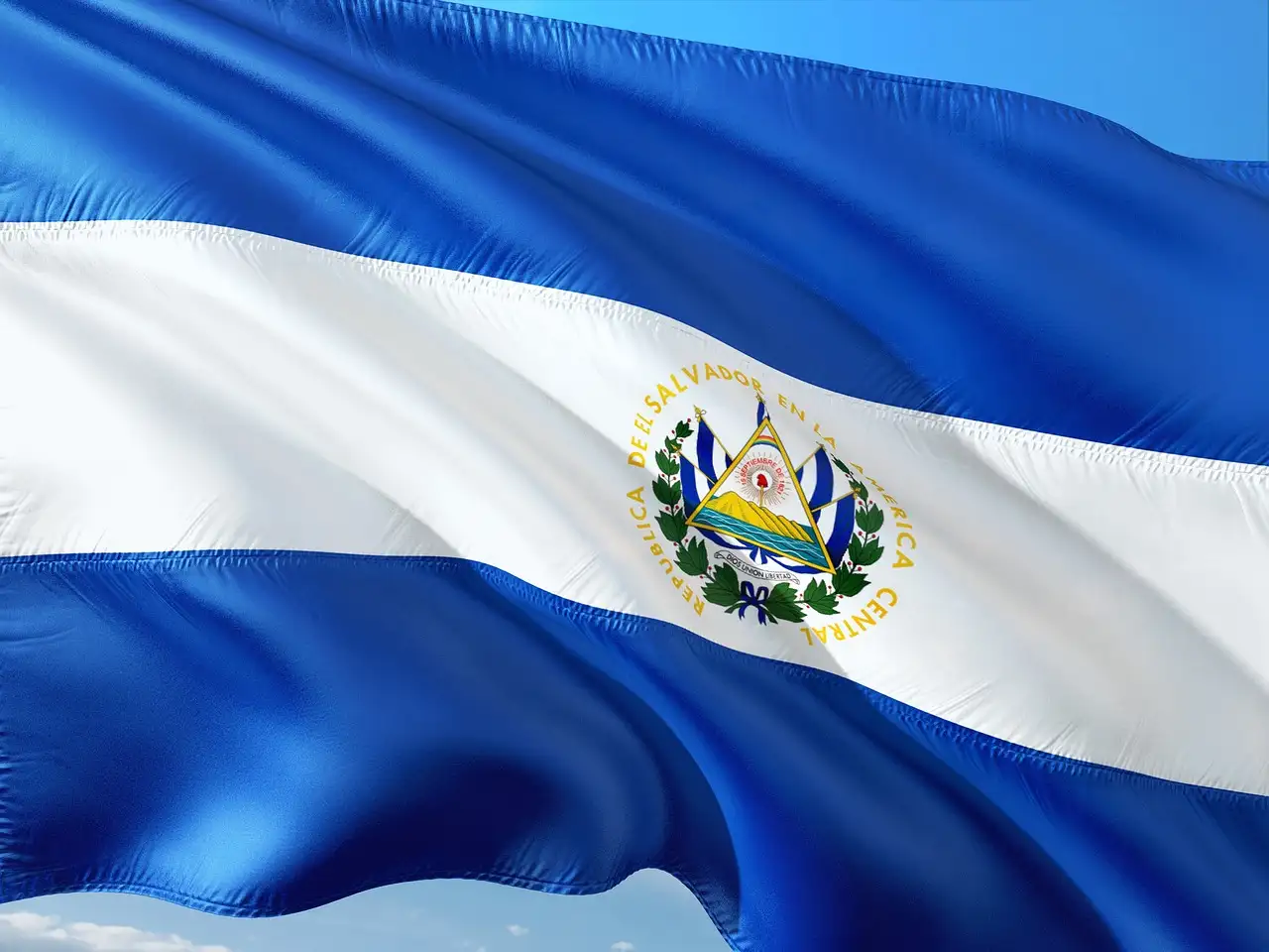 Quais são as 3 principais atrações imperdíveis em El Salvador?