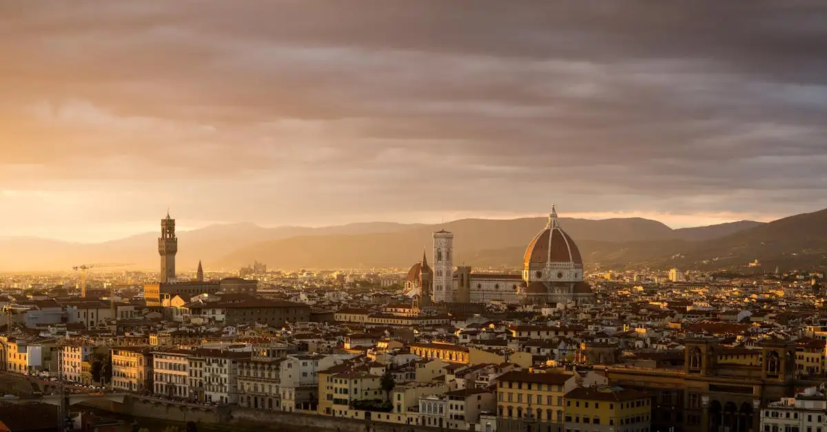Qual é a famosa cúpula de Brunelleschi em Florença?