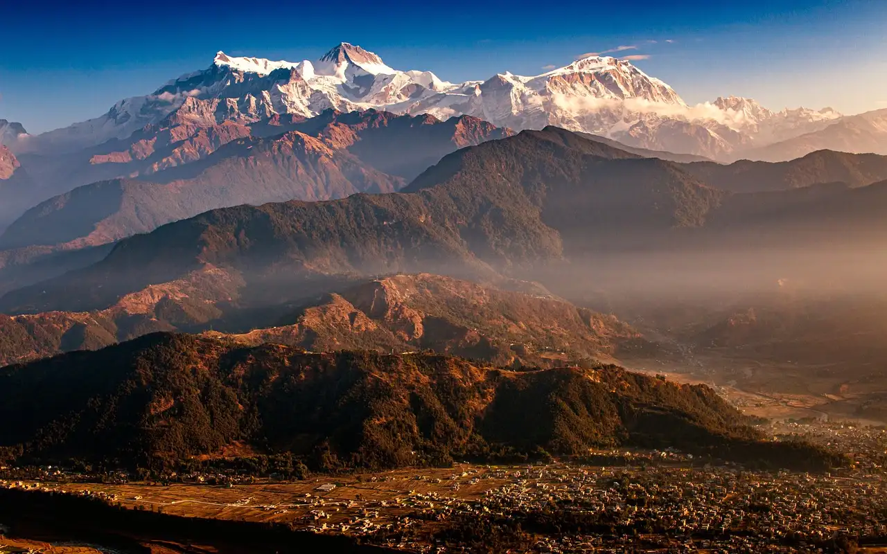 Qual é a importância do Parque Nacional Jigme Dorji no Butão?