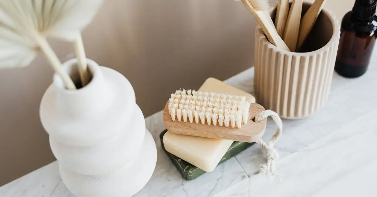 Como usar sabão verde para tirar manchas de persianas?