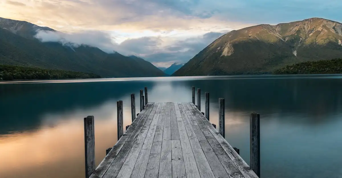 O que faz a visita ao Parque Nacional de Tasman ser única?