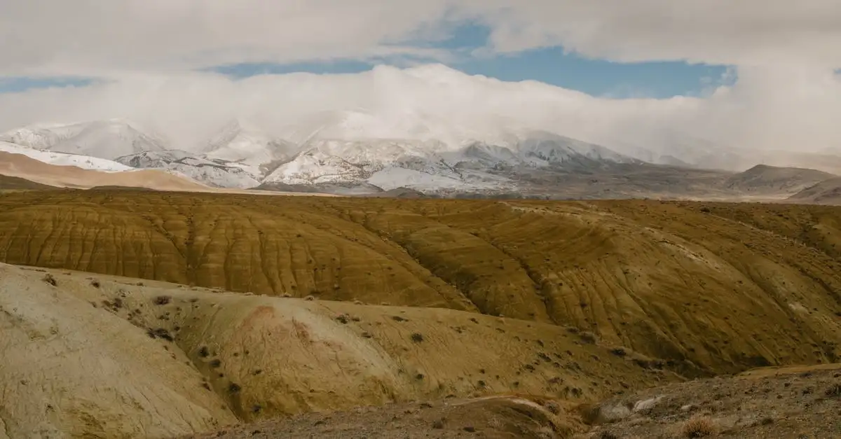 Por que o deserto de Gobi tem uma paisagem acidentada?