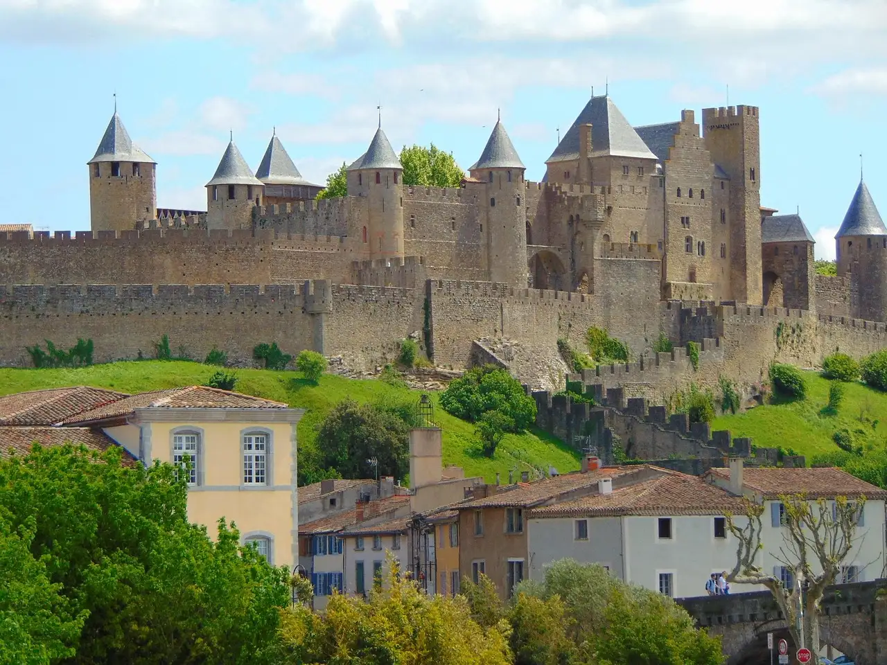 Como descobrir o charme medieval de Carcassonne?