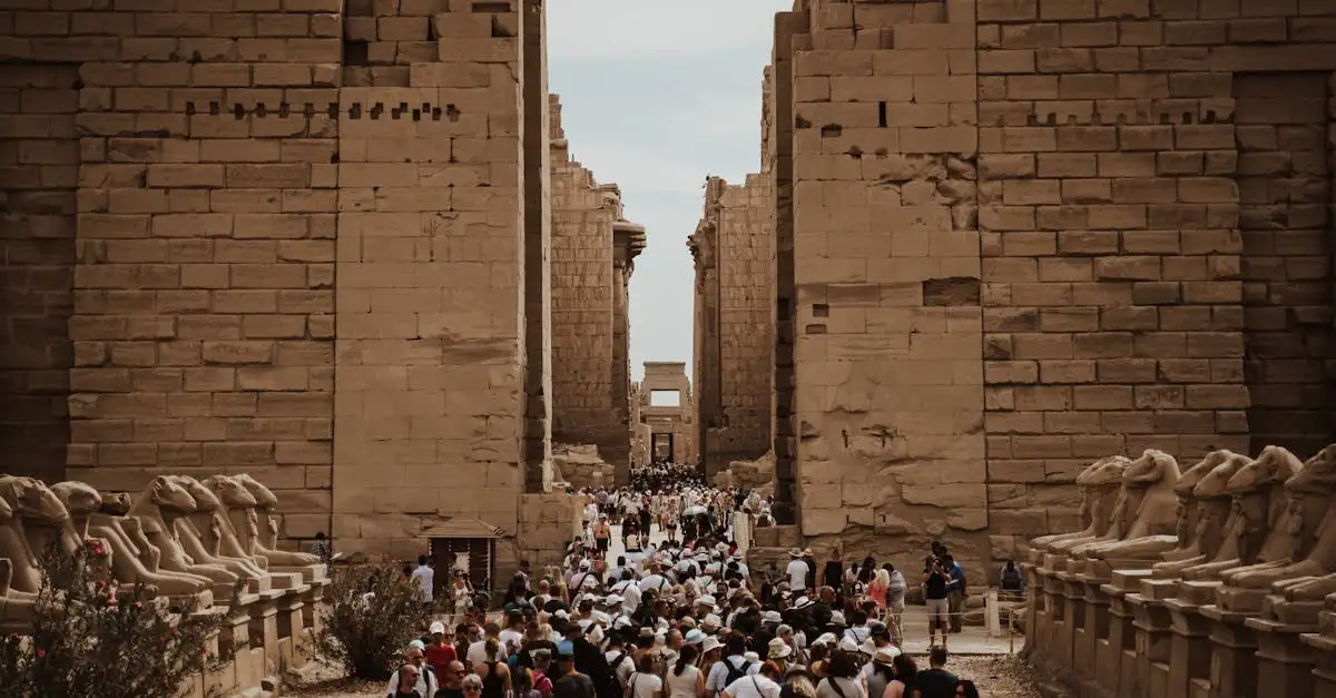 O que descobrir no sítio arqueológico de Karnak, Egito?