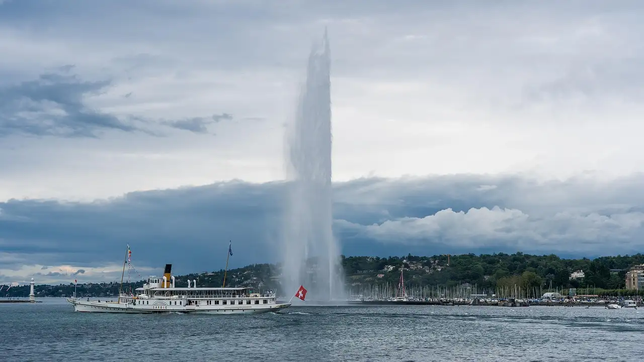 Quais os principais destaques do Lago de Genebra, Suíça e França?