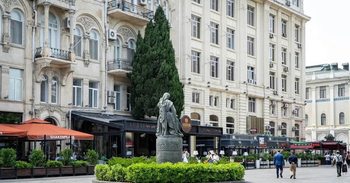 Quais são os museus e edifícios históricos mais belos do Azerbaijão?