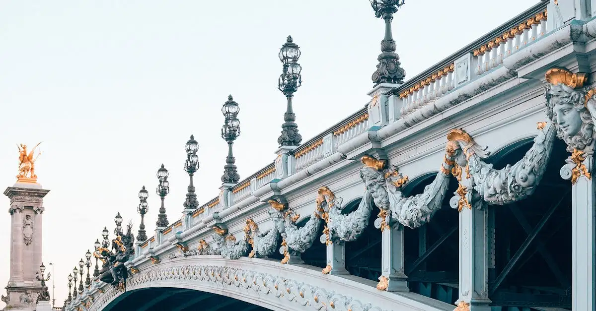 Qual cidade destacou-se como o porto herói do Século de Ouro?