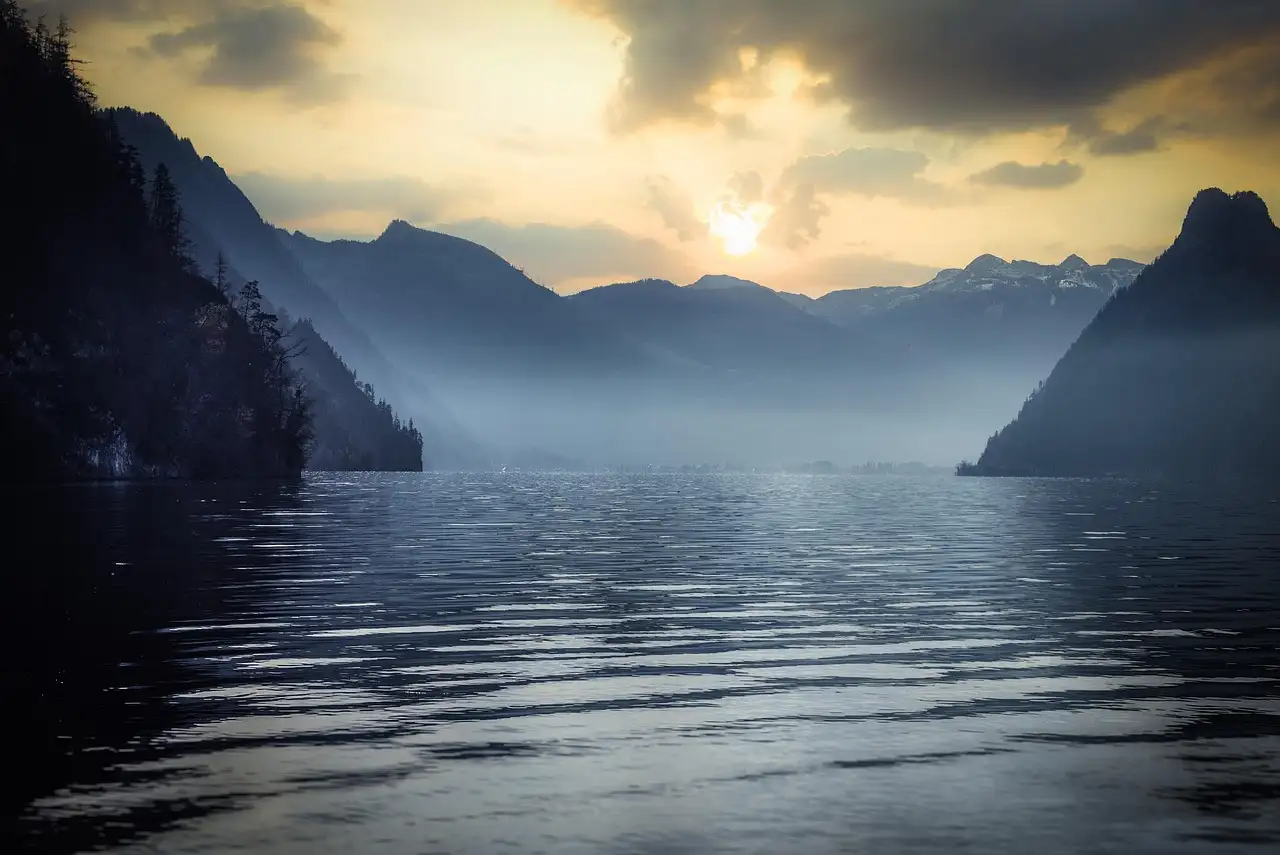 Qual é o significado do Lago Tanganica na África?