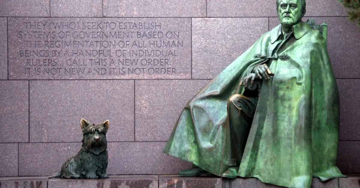 Qual foi a contribuição de Roosevelt na Segunda Guerra?