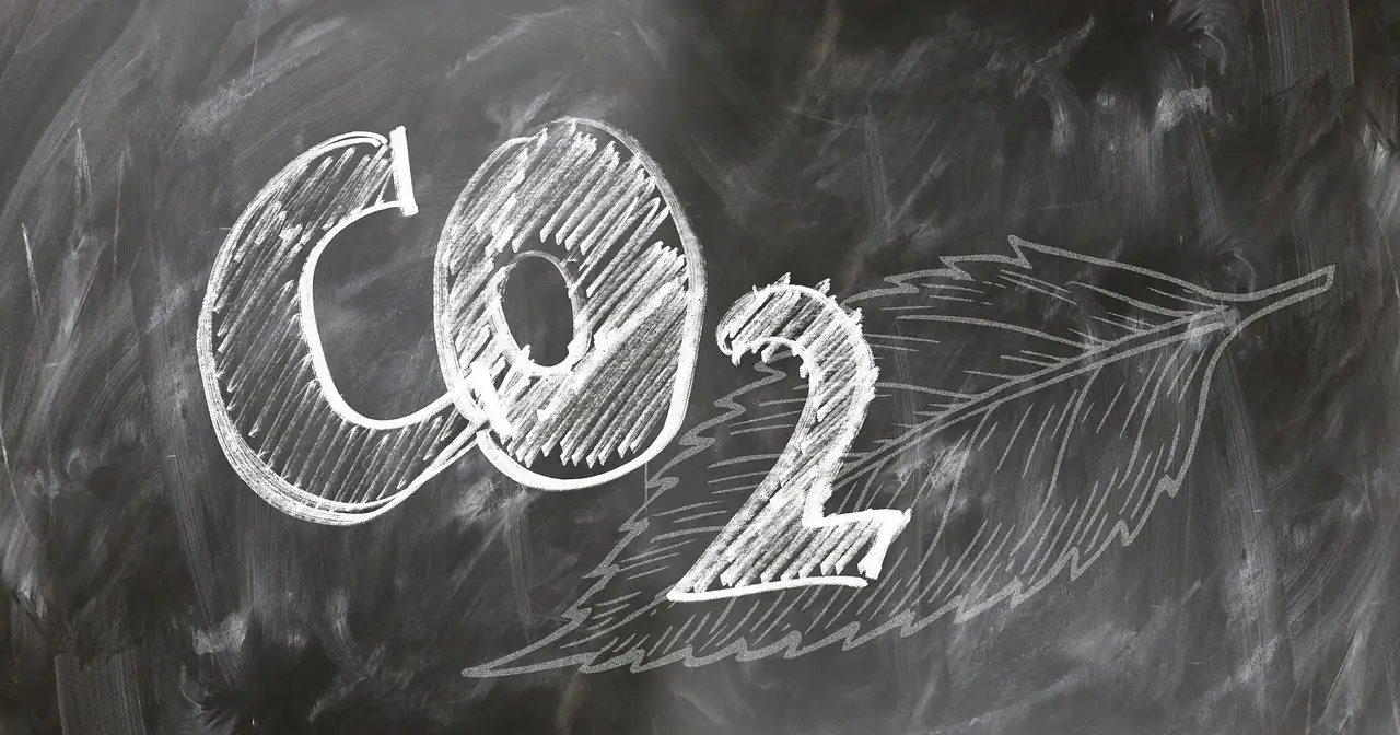 Mais investimento em transporte ferroviário reduz CO2?