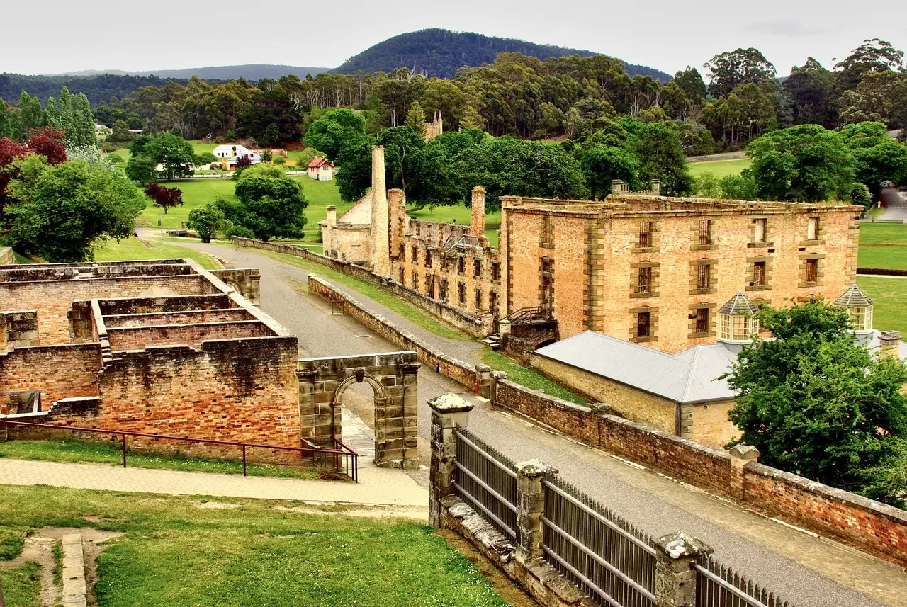 Qual é a prisão histórica que podemos visitar em Port Arthur?