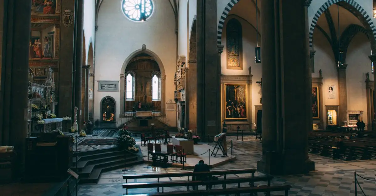 Qual é a cidade italiana medieval famosa pelos bancos?