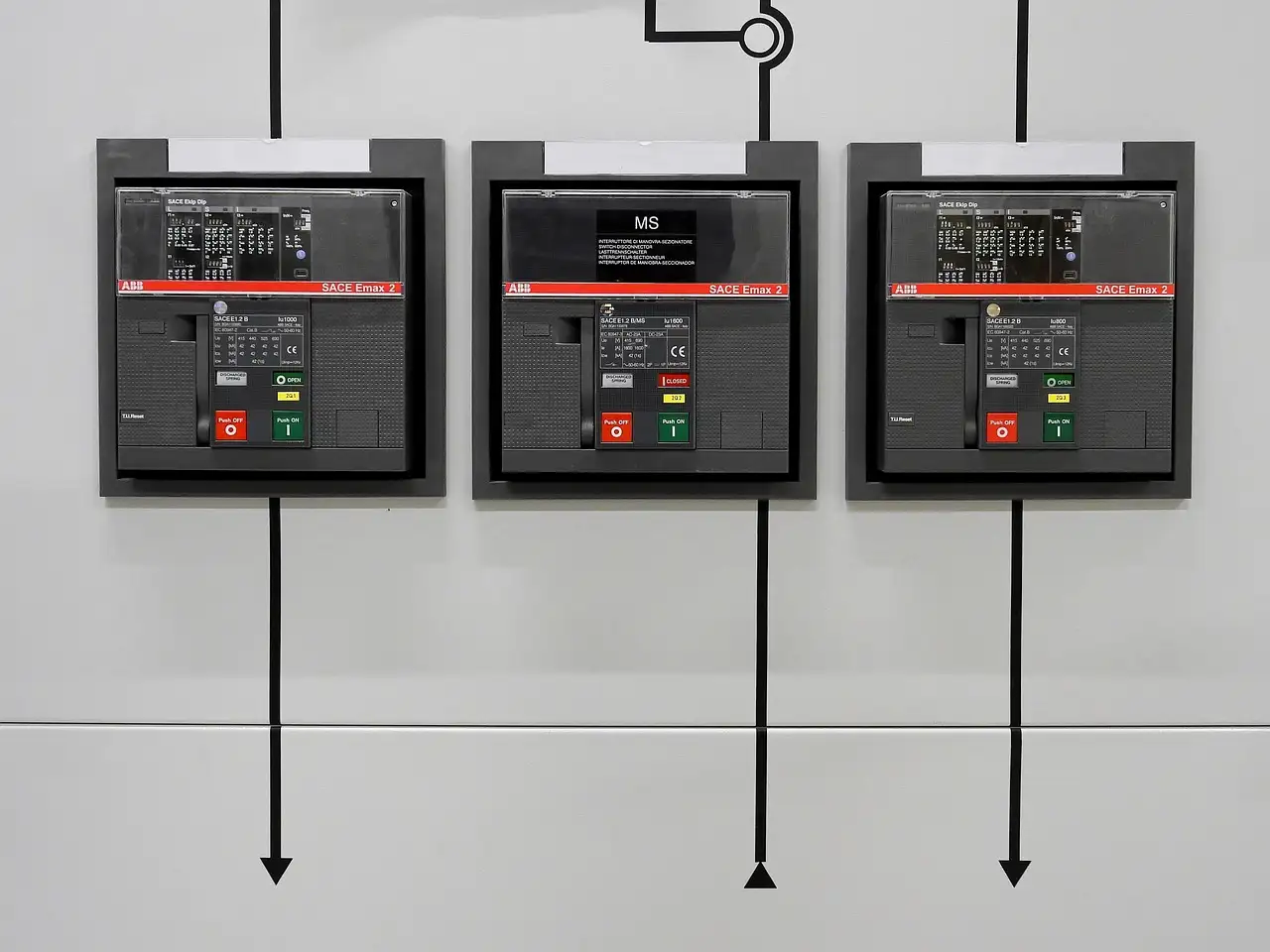 Qual é o melhor interruptor principal para 3x25A?